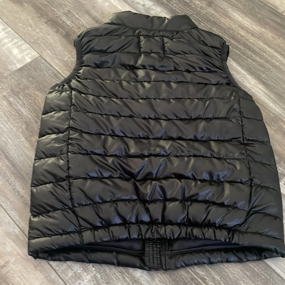 Primary puffer vest - Picture 4 of 6